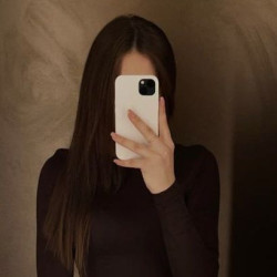 Уляна Ахотнікова