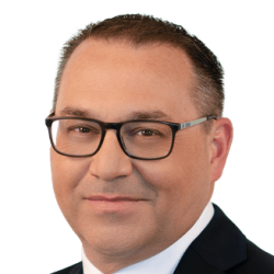 NOWACKI GRZEGORZ